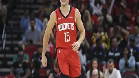 申花与津门虎握手言和，汪海健长射破敌，梅里达点球挽救平局